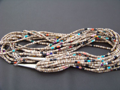 santodomingobabyoliveheishimulticolornecklace (4).jpg